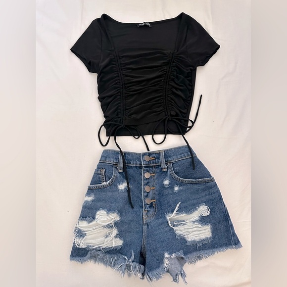 Tops - Black Ruched Draw String Straight Neckline Crop Top size Small